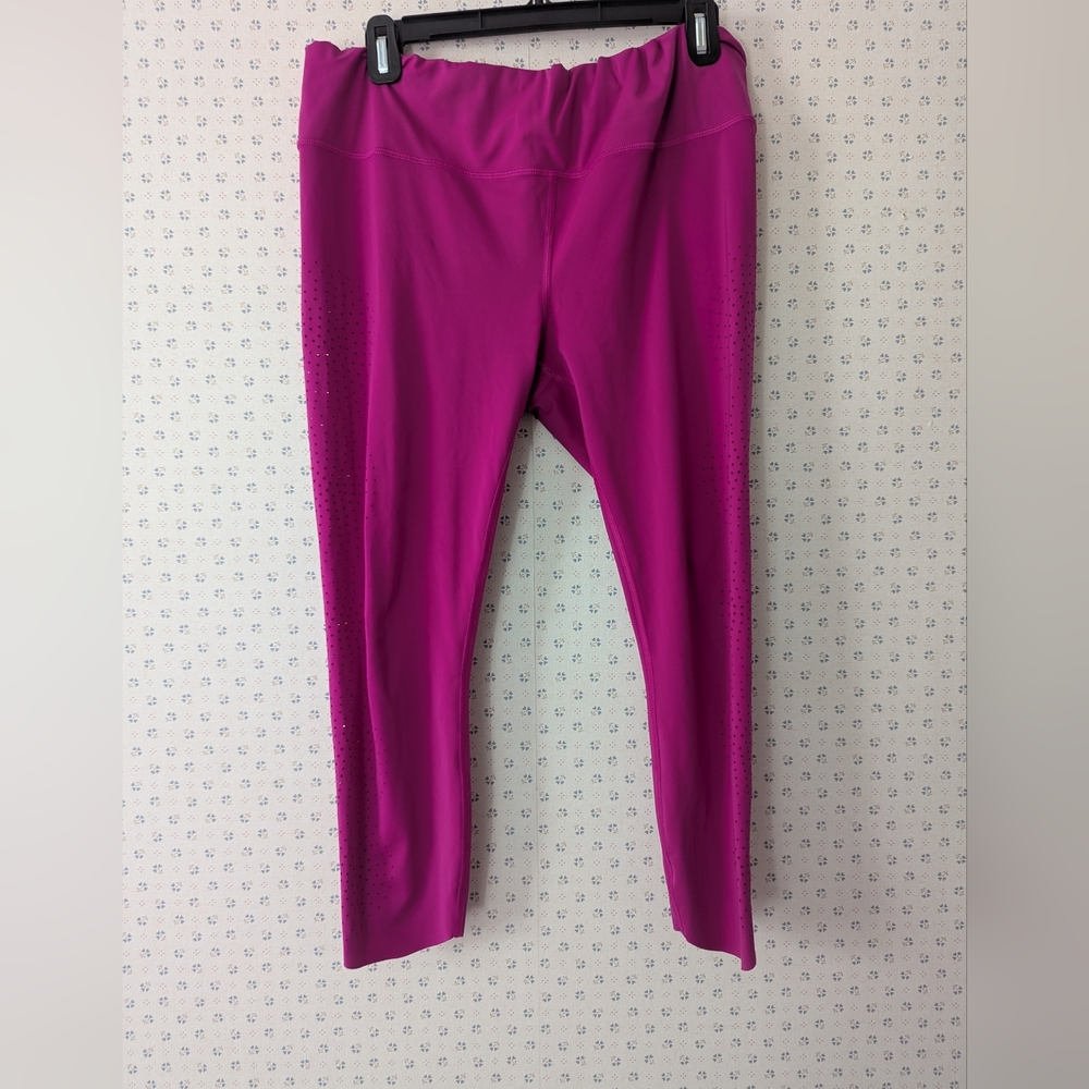 🩷 Athetla L Vibrant Pink Leggings Air Holes Back Pocket Keys ID
